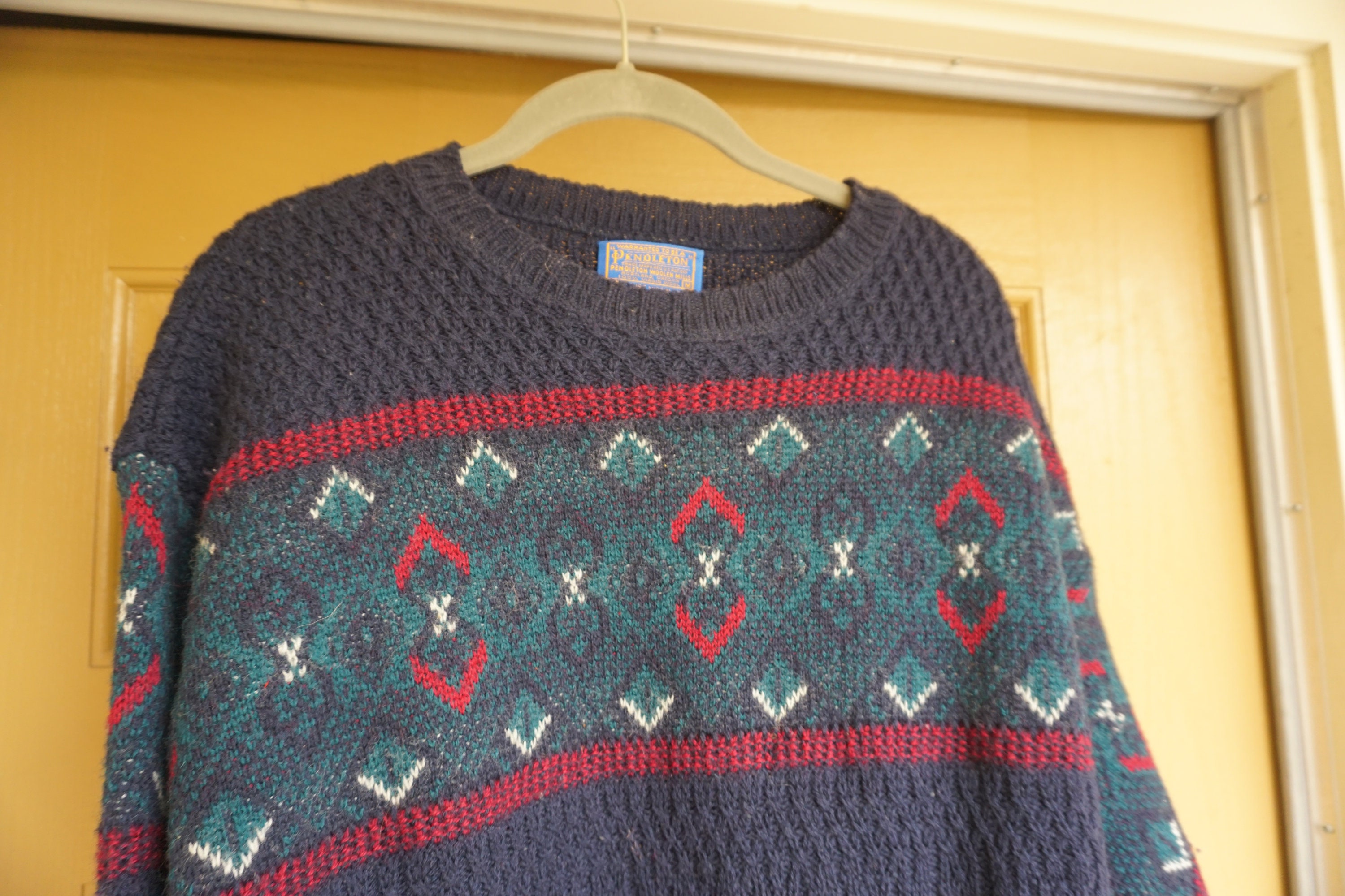 PENDLETON Western Wear 100% Virgin Wool Sweater Thick Heavy Warm 
