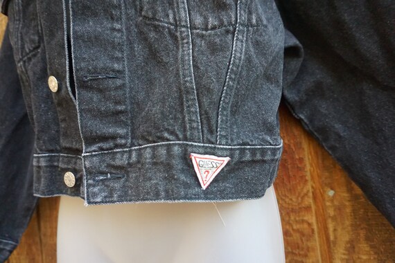 Vintage 80s 90s Guess denim jean jacket with tria… - image 3