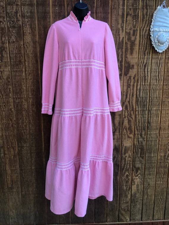 Vassarette Vintage pink warm long nightgown - image 3