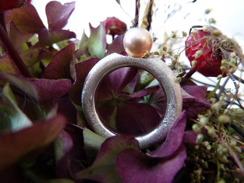 Ring silver, freshwater pearl Rose image 2