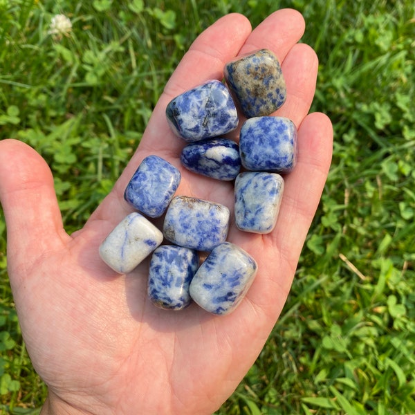 10 pcs Sodalite Tumbled Stones - LARGE size Sodalite Crystals - 20mm-30mm