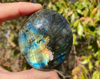 Labradorit Handschmeichler Stein - Regenbogen Blitz Labradorit Kristall