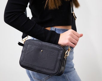 The Wanderlust Camera Crossbody - Black