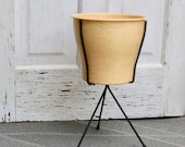 Midcentury Black Metal Plant Stand With Large (original) Plastic Flower Pot