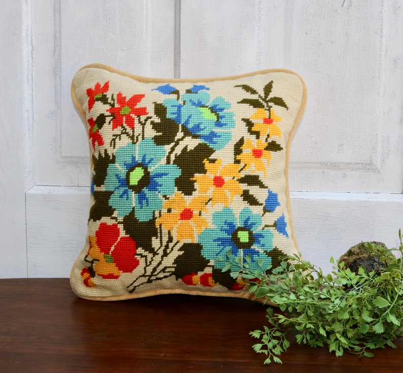 Vintage Decorative Needlepoint Pillow Square Floral Needle Etsy