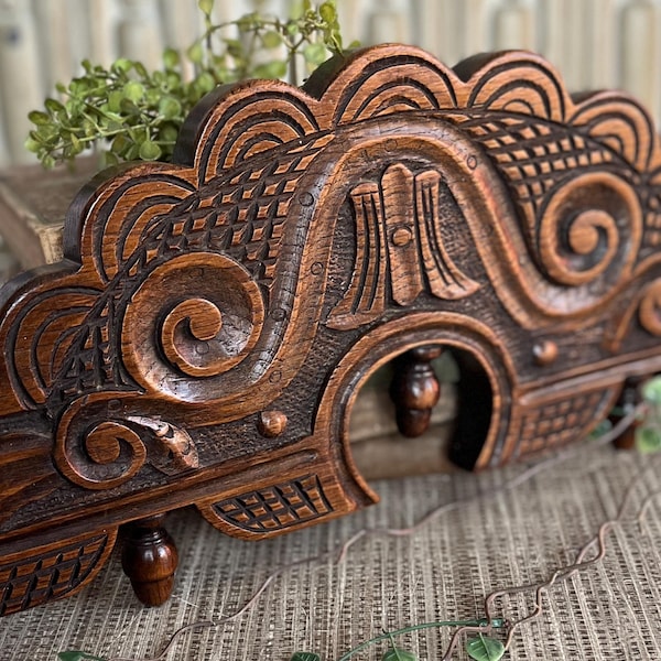 Antique Solid Wood Pediment  Wood Architectural Salvage Hand Carved  Chair Back, Vintage Wall Decor Farmhouse Free Shipping, Cottage Decor