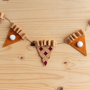 Thanksgiving Pie Banner with Berry and Pumpkin Pie Flags with Pom Poms