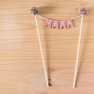 CUSTOM Flagge Cake Topper mit Pom Poms Dreieck oder Quadrat Flaggen für Geburtstag, Abschlussfeier, Urlaub Cake Topper