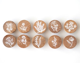 Hand Painted Wildflower Floral Dresser Drawer Cabinet Pull Knobs for Nursery, Bedroom, and More