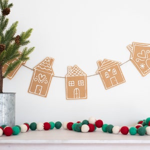 Gingerbread House Christmas Felt Banner Garland for Mantle and Home Decor image 3