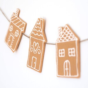 Gingerbread House Christmas Felt Banner Garland for Mantle and Home Decor image 7