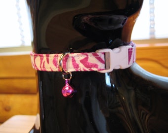 Cat Collar - Super Diva Hot Pink and White Tiger Stripe with Pink Bell - Safety Release collar with Bell for your Special Kitty