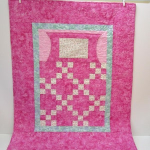 Floral Wheelchair Lap Quilt with Pockets: Rose Pink Cotton Blanket (32x40 inches)
