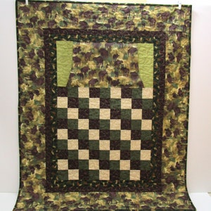 Moose Lap Quilt with Pockets: Wheelchair Blanket (32 x 40 1/2 inches)