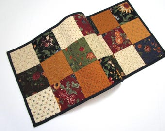 Patchwork Quilted Table Runner: Country Decor, Primitive Runner, 14 x 45 Inches
