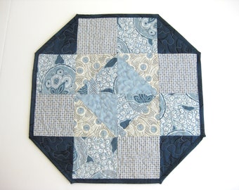 Quilted Table Topper, Blue Quilted Table Mat