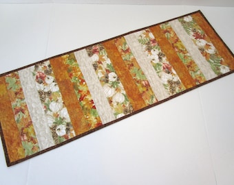 Quilted Pumpkin Table Runner: Autumn Fall Decor, (13 1/2" x 381/2")