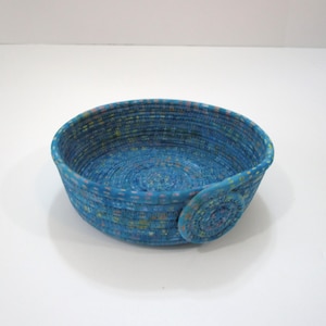 Coiled Fabric Bowl, Fabric Basket, Cotton Rope Bowl,  Fiber Art Bowl, Coiled Rope Basket, Top Diameter 5 3/4 inches.