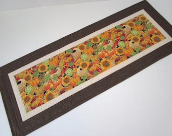 Autumn Pumpkin Quilted Table Runner: Fall Thanksgiving Decor (14 1/2" x 37 1/2")