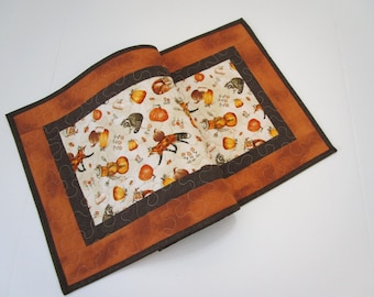 Quilted Fall Table Runner: Pumpkins, Foxes, Raccoons - (14" x 36")