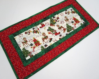Christmas Snowmen Quilted Table Runner - Red, Green, & White, 13" x25")