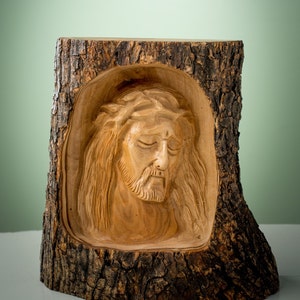 BK10/Olive wood sculpture/hand carved/Bethlehem/Holy land