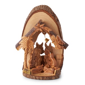 E36/Nativity/Olive Wood/Hand carved/Christmas/Bethlehem/Holy land