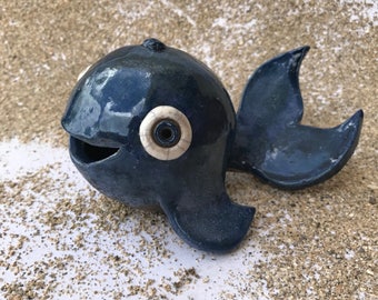 Walê, Cobolt Blue Raku Whale