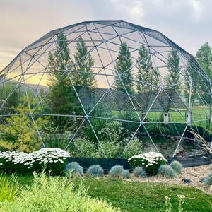 28 ft Geodesic Dome Outdoor Aviary, Flight Cage, Animal Pen