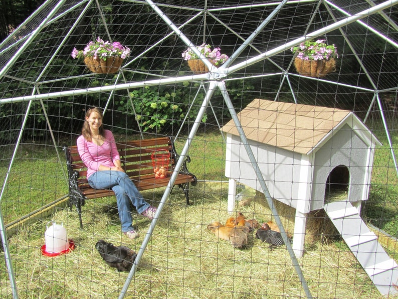 12 Ft Geodesic Dome Outdoor Aviary, Chicken Enclosure, Animal Pen