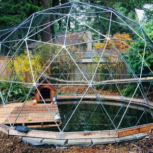 16 ft Geodesic Dome Outdoor Aviary, Flight Cage, Animal Pen with Avian Netting image 2