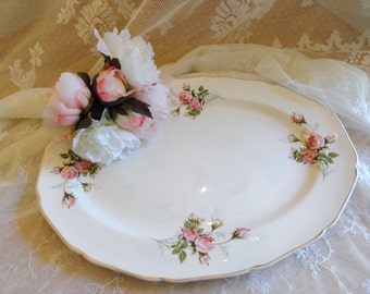 Large OVAL SERVING PLATTER Scattered with Pink Roses and Buds