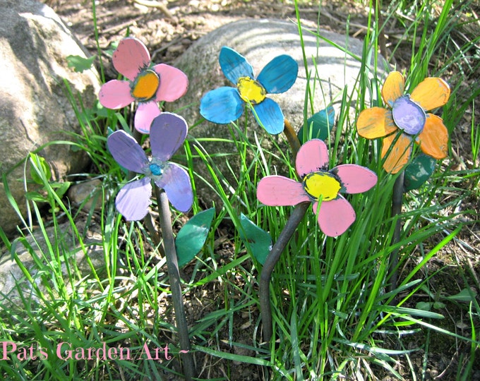 Hand Painted Metal Garden Art Flowers set of 5 Etsy