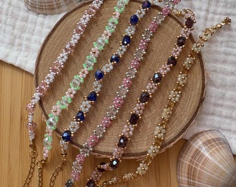 Daisy bracelet with crystal beads - pearl bracelet - bracelet