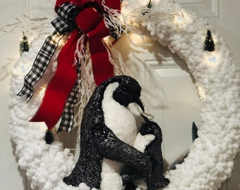 Christmas Wreath, Loop Yarn Wreath, Christmas Yarn Wreath Penguin Winter Wreath