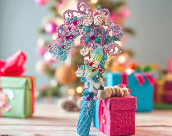 Whimsical Snowman Candy Cane Wreath – Pink & Blue Christmas Door Decoration