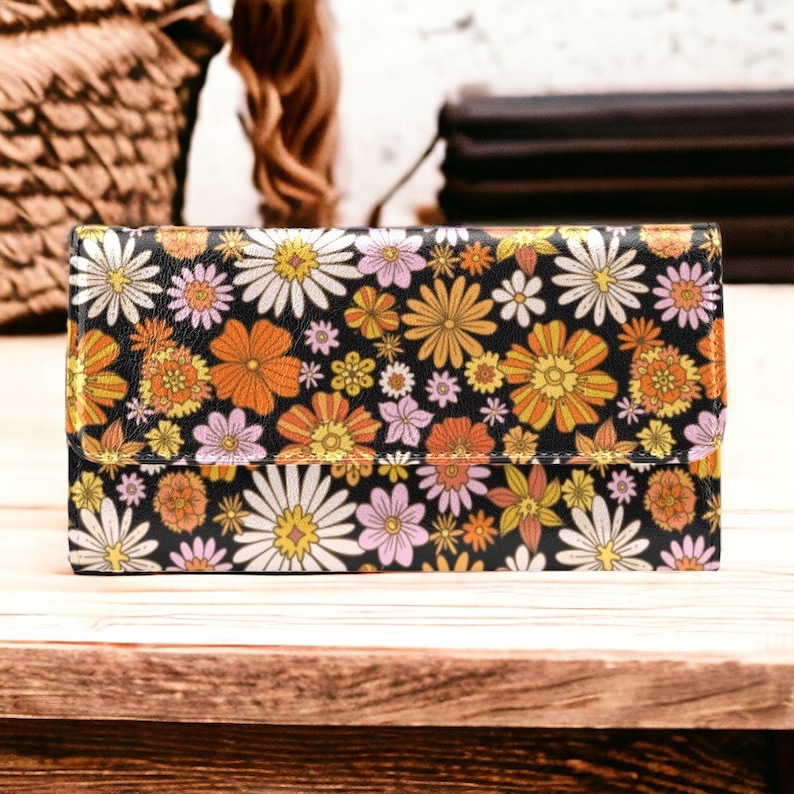 Retro 70s Hippies Daisy floral Canvas Satchel bag, Cute women boho crossed body purse, cute vegan leather strap hand bag, hippies boho gift Trifold wallet