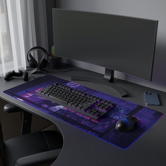 Neon purple Tokyo desk mat RGB, LED gaming mousepad with Changing lights