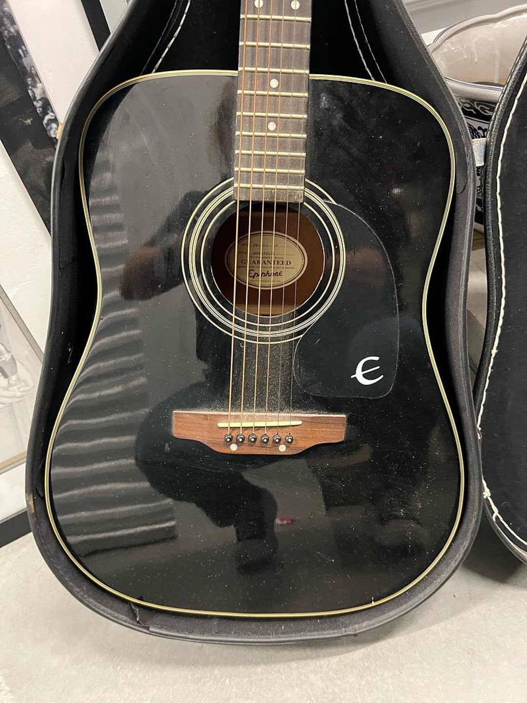 Vintage 98 Gibson Epiphone Black Acoustic Guitar pr200 With Case