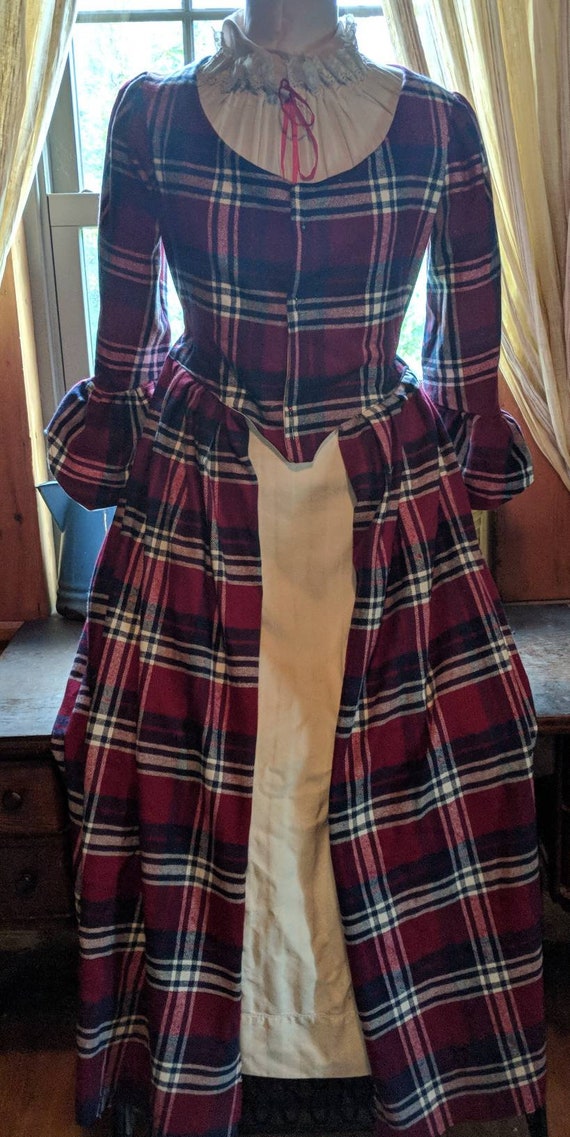 18 Th Century Scottish Style Day Dress