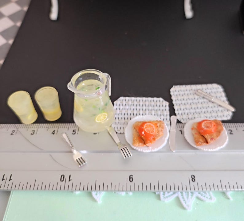 Söta crêpes och lemonadporslin för Sylvanian Families-dockor i skala 1/12 eller Maileg-möss bild 5