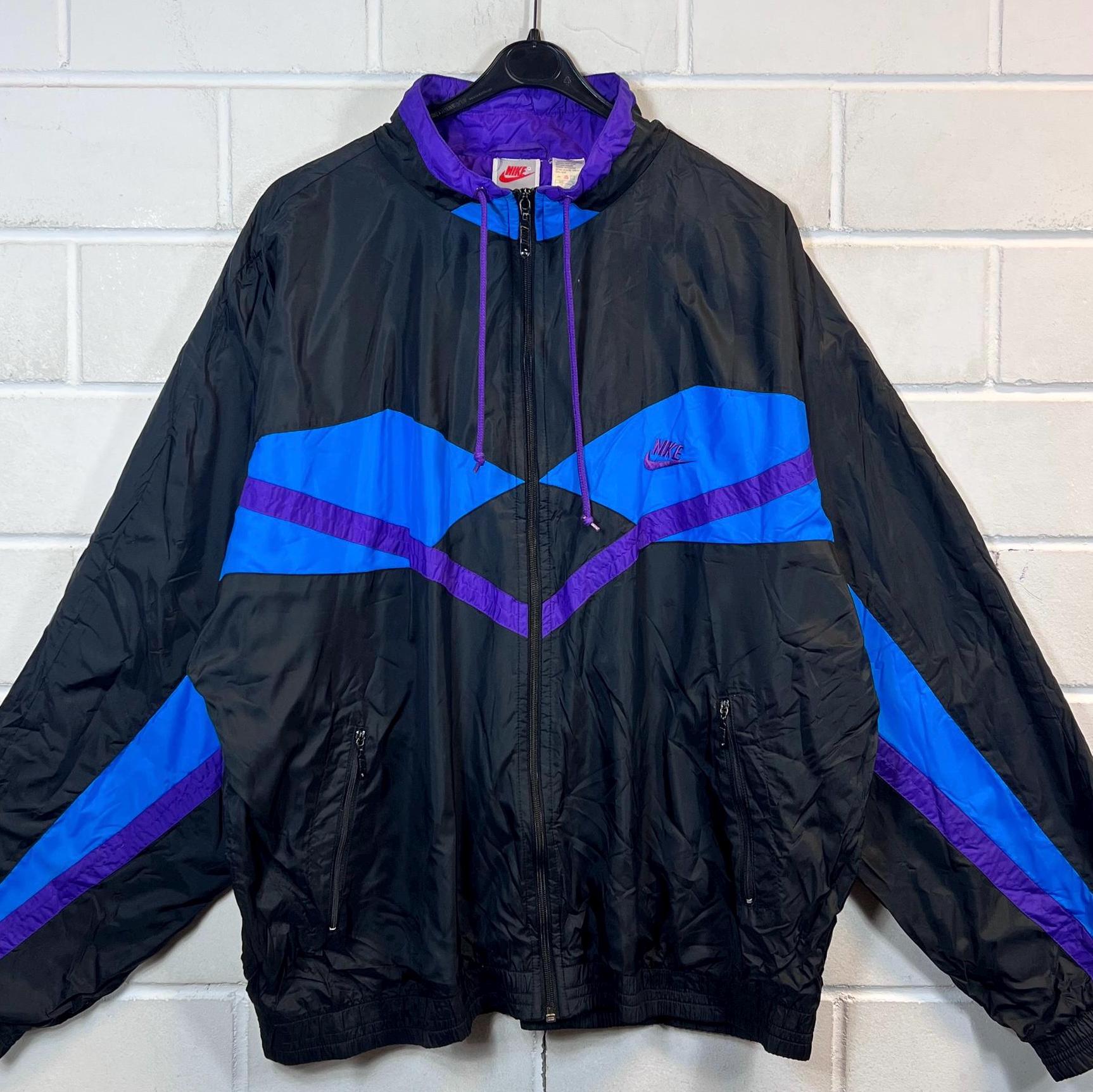 Vintage Nike Size XL - XXL Shelljacket Sportsjacket Windbreaker