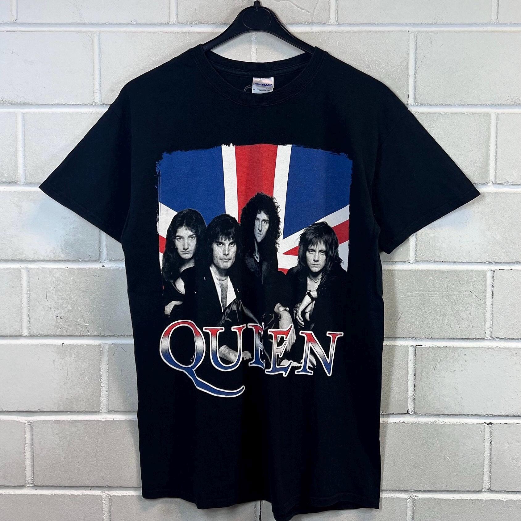 Queen band tshirt