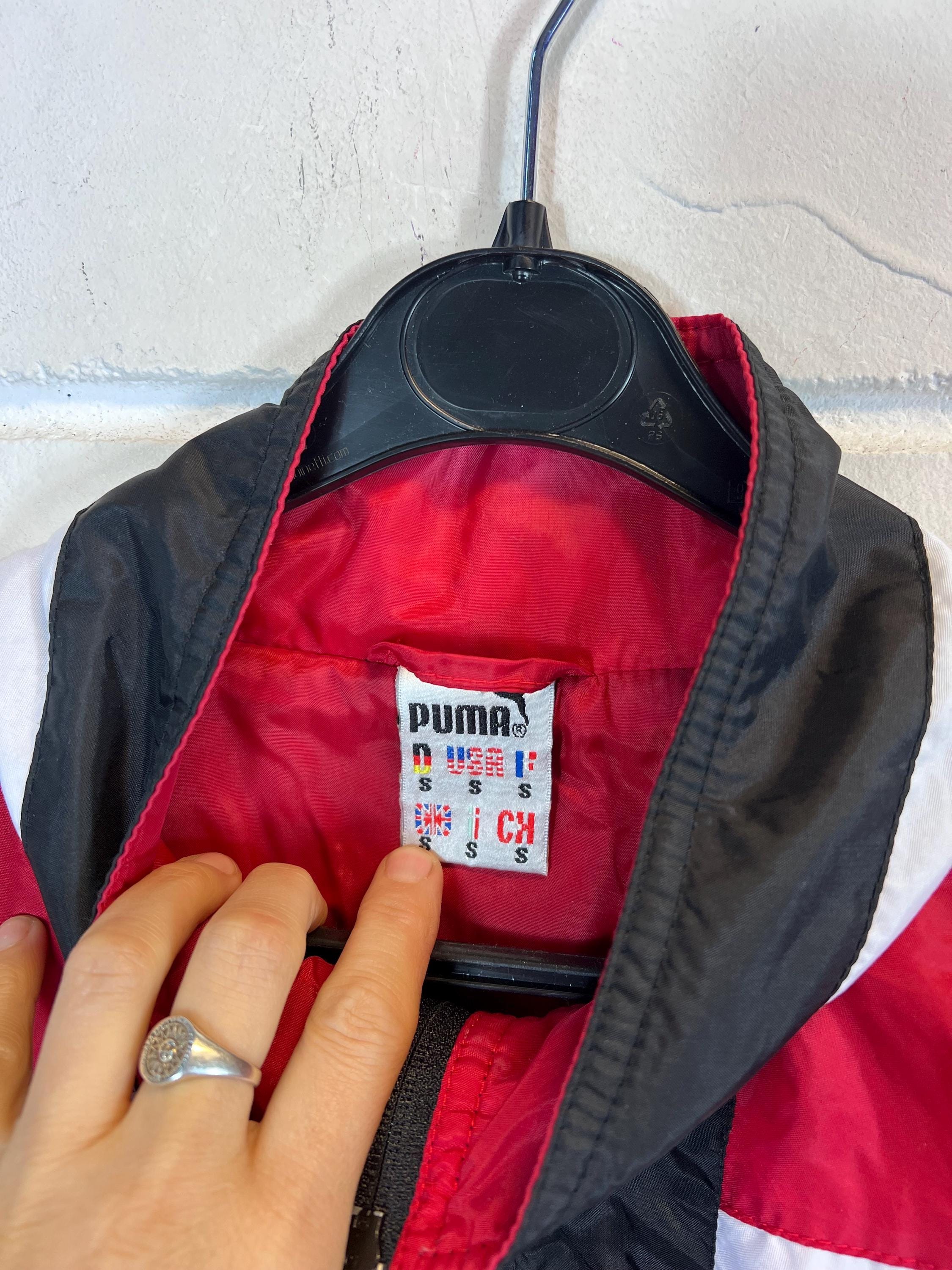 Vintage Puma Size S - M Shelljacket Sportsjacket Windbreaker Old
