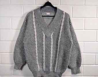 Vintage Size S crazy pattern Knit Sweater Sweater Jumper V-Neck 80s 90s
