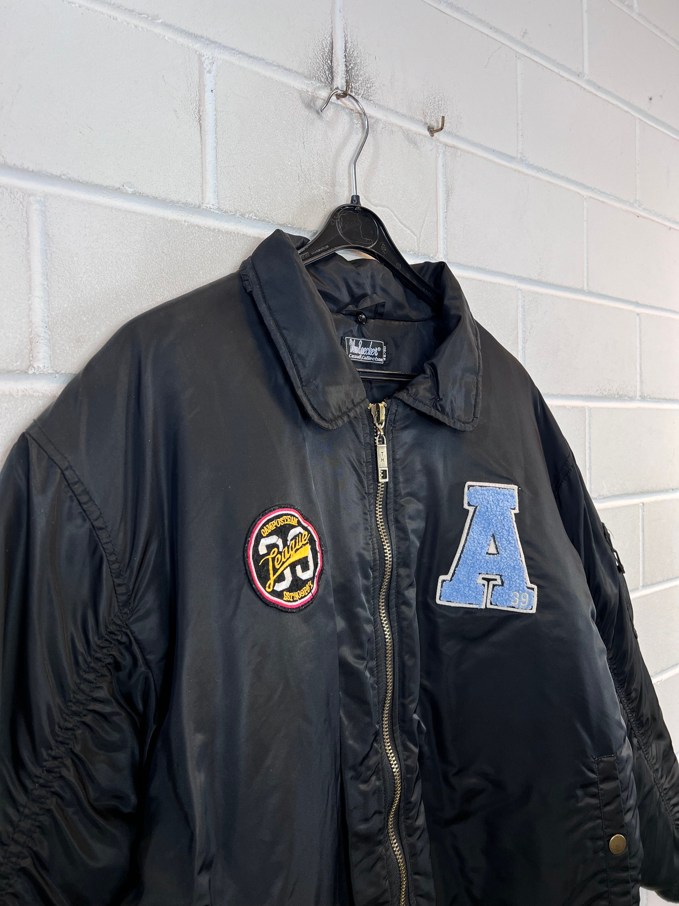 Vintage Bomber Jacket Size M - L Bomber Jacket Blouson Black Vintage Bomber Jacket Size M - L Bomber Jacket Blouson Black