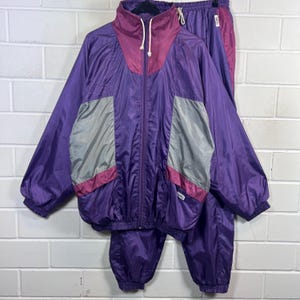 Vintage trainingspak uit de jaren 90, set maat L: paars shellpak, windjack, jas en broek, retro trainingspak