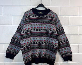Vintage pure new Wool Pullover Size M crazy pattern Sweater Jumper 80s 90s