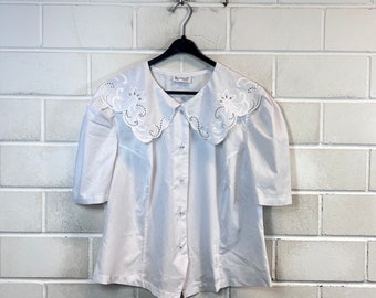 vintage Femme Taille XL/XXL Folklore Blouse Blouse Trou Broderie Déclaration Col 80s 90s