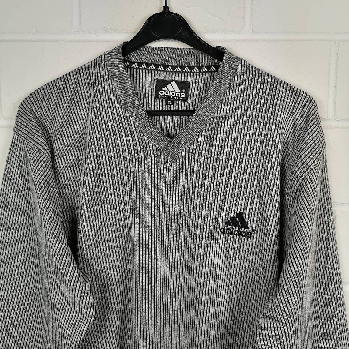 Vintage Adidas size L equipo suéter jersey suéter Vcuello 90s Etsy